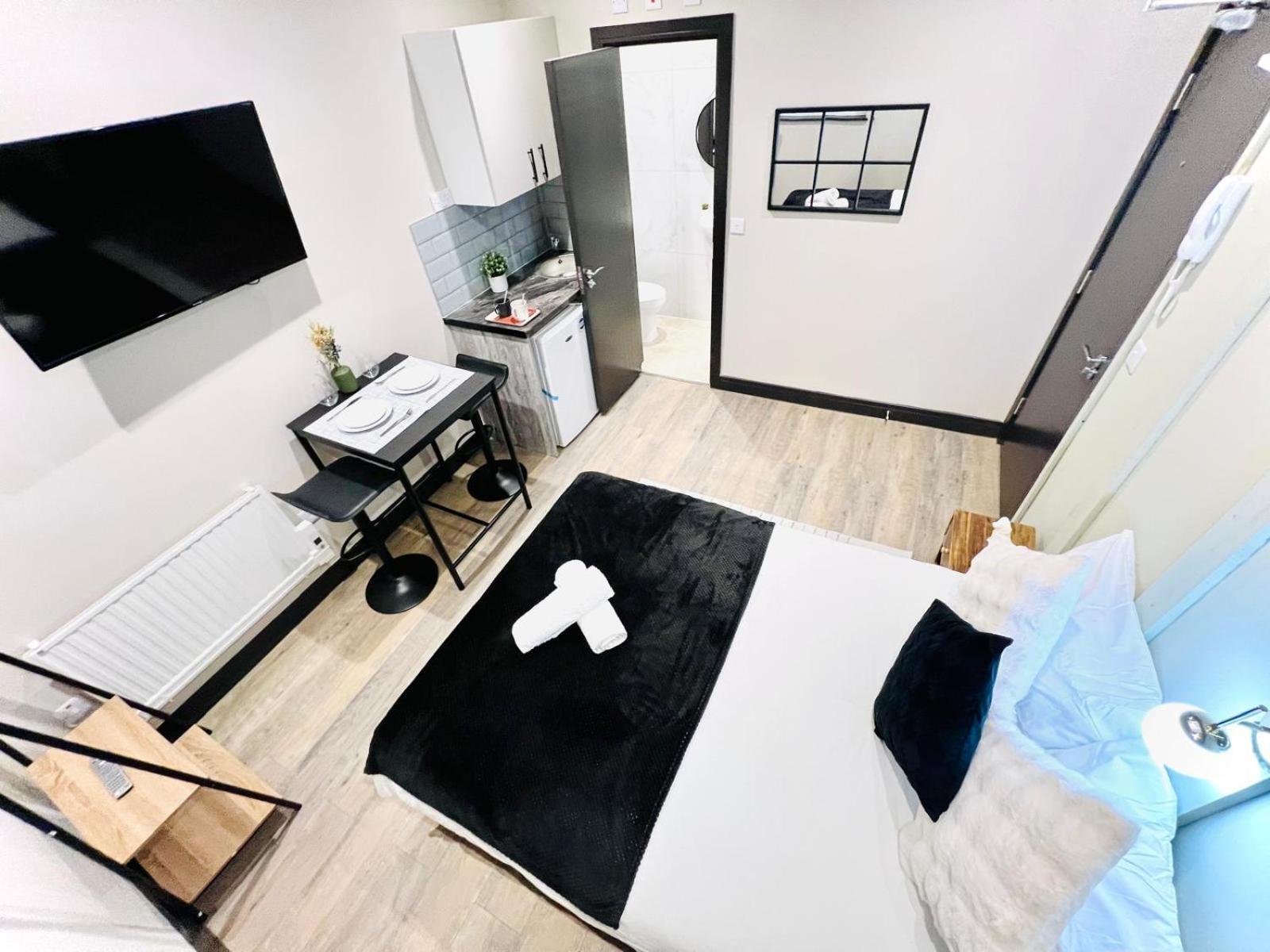 London 72 City Center Studio Top Location I Экстерьер фото