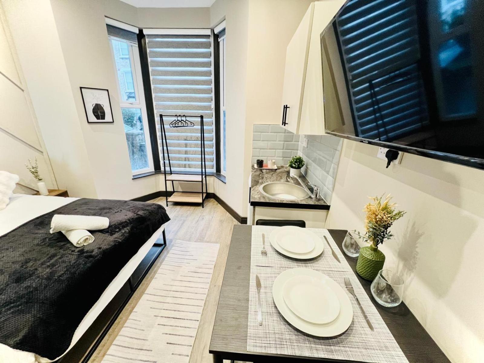 London 72 City Center Studio Top Location I Экстерьер фото